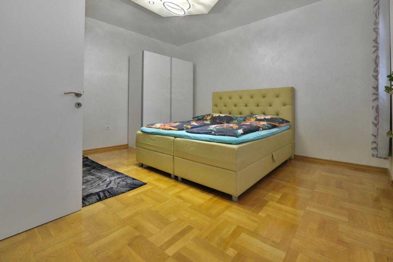 Lux Apartments Prestige Vienna Esterno foto